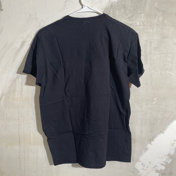 Fruit of the Loom Graphic T-Shirt Medium - Picture 2 of 3